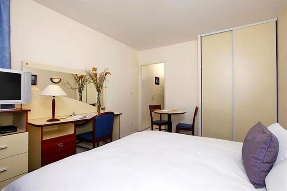 อัปปาร์ต ซิตี้ ลิมอฌ Aparthotel ลิมอจส์ ภายนอก รูปภาพ