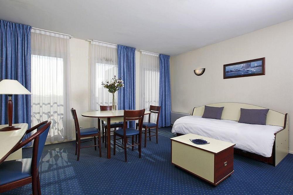 อัปปาร์ต ซิตี้ ลิมอฌ Aparthotel ลิมอจส์ ภายนอก รูปภาพ