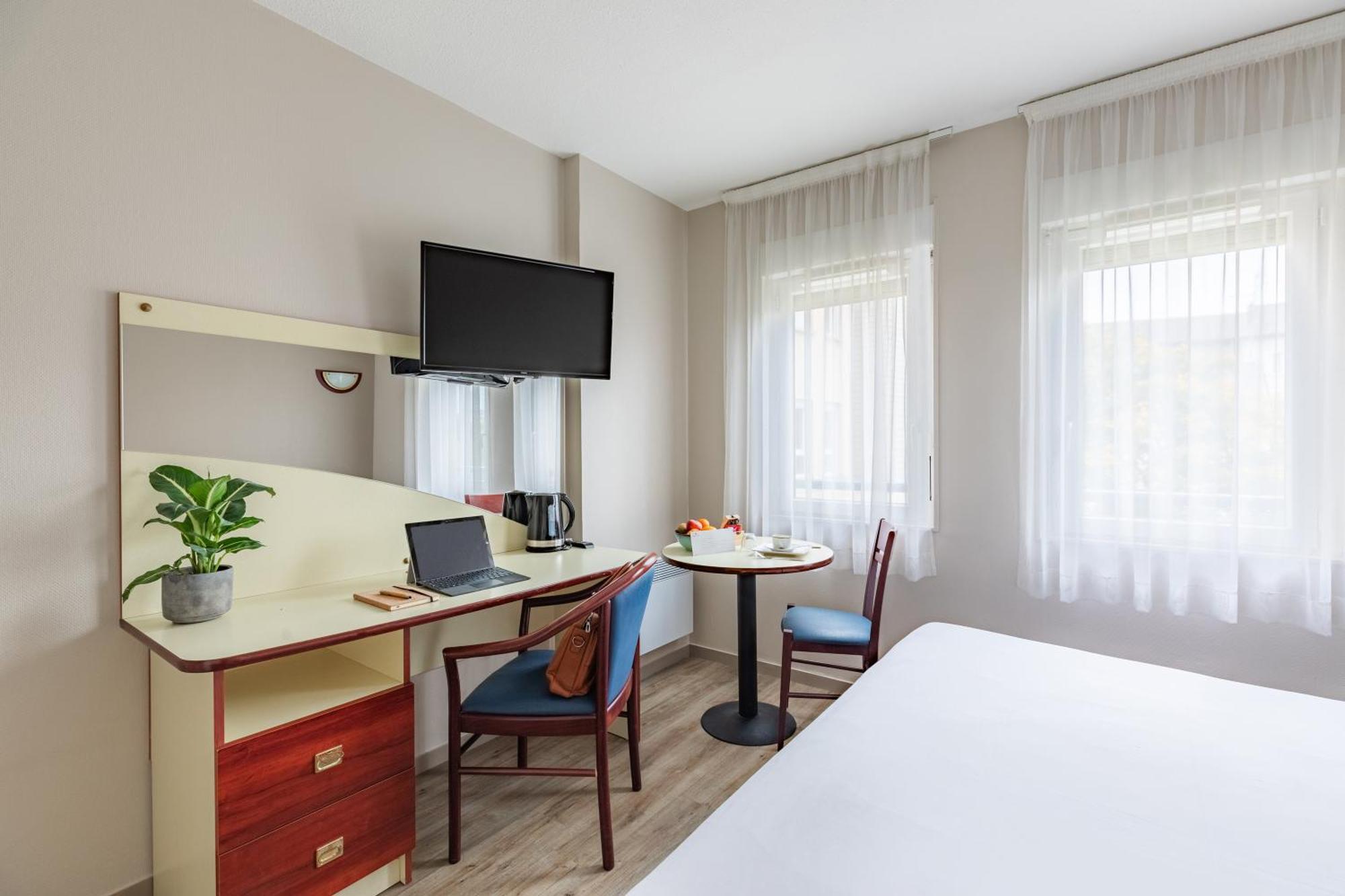 อัปปาร์ต ซิตี้ ลิมอฌ Aparthotel ลิมอจส์ ภายนอก รูปภาพ